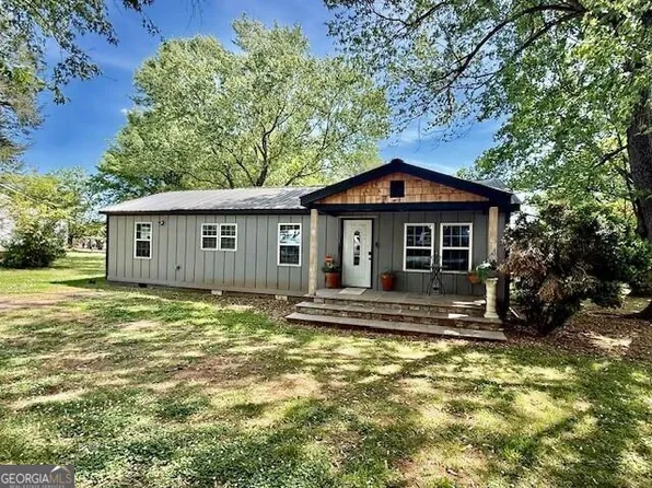 206 West Dr, Calhoun, GA 30701