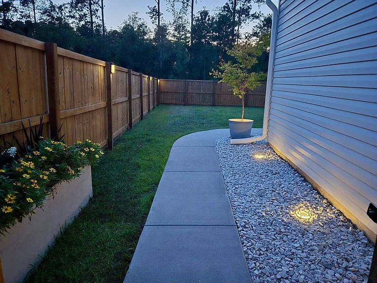 301 Firewheel Ct — Photo 20