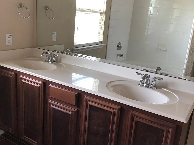 1501 Applegate Way — Photo 12