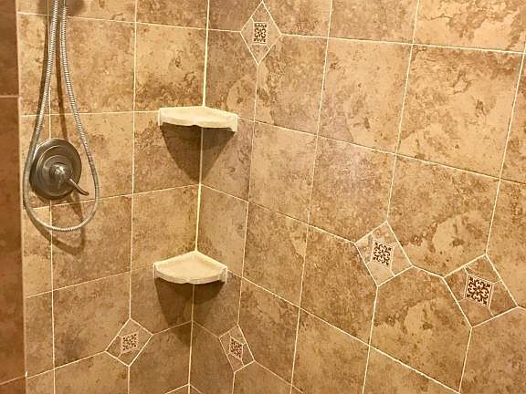 4th image of 700 NE Stokes Ter