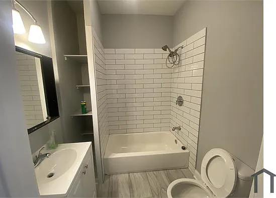 1110 E 93rd St #1 — Photo 15