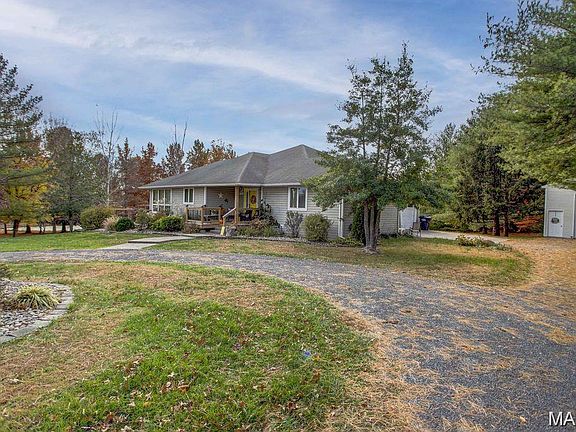 2nd image of 6409 Sunny Ln