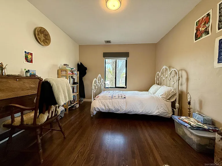 4221 Hill St — Photo 23