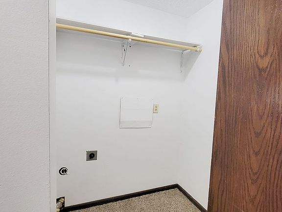 5th image of 1652 8th St N APT 6
