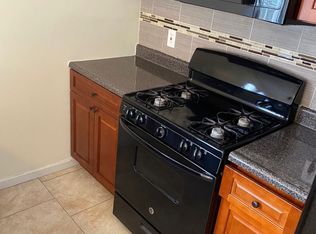 432 Martin Luther King Jr Dr APT 2, Jersey City, NJ 07304