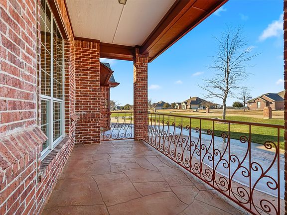 4th image of 7915 Stone Ridge Dr