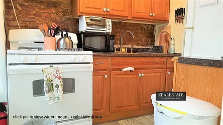 Rented by ZealEstate Group Inc