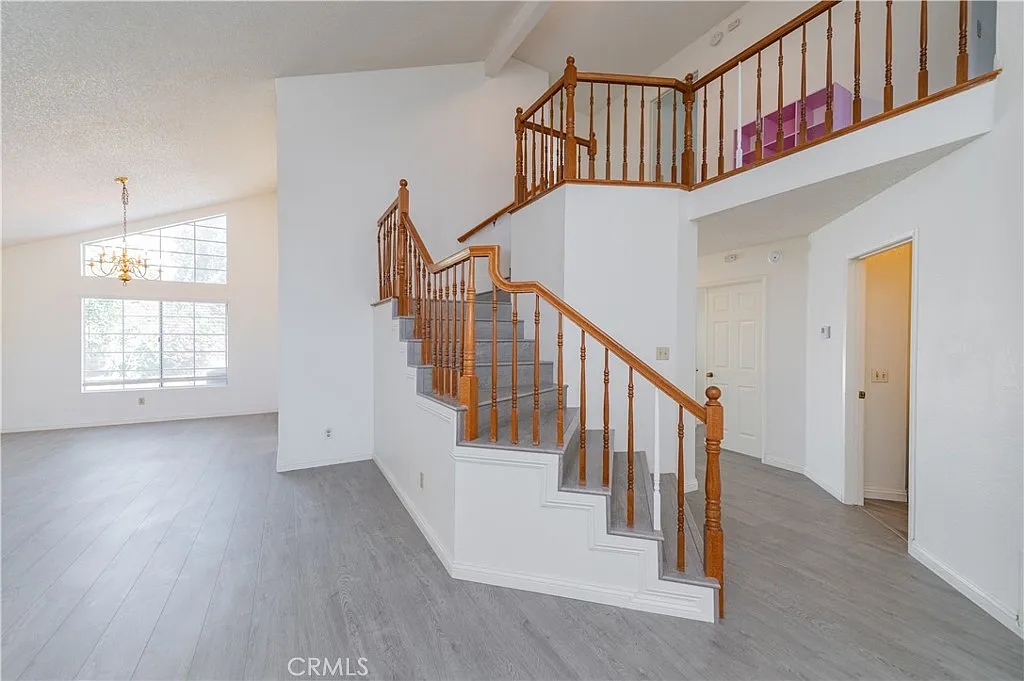 5 bed, 2610 sqft, $5,000 — Photo 4