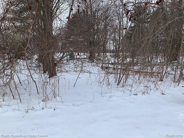 1st image of 3337 Saint Andrews Dr #17