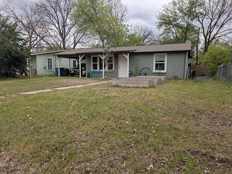 1109 Spur St — Photo 21