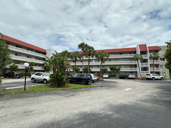 3601 Inverrary Drive #206, Lauderhill, FL 33319
