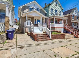 366 Jeffries St, Perth Amboy, NJ 08861