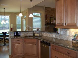 215 Berry Hill Ln, Tyrone, GA 30290