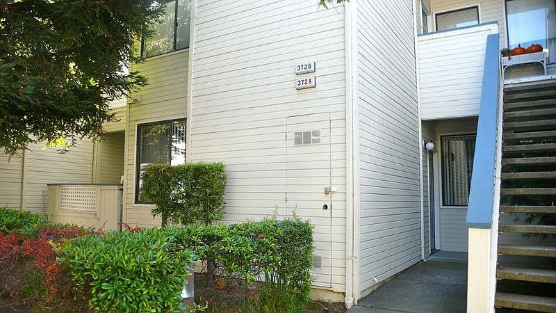 1st image of 3728 Stoneglen N