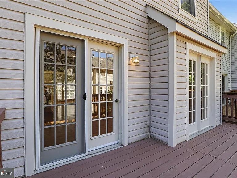 3946 Valley Ridge Dr — Photo 14