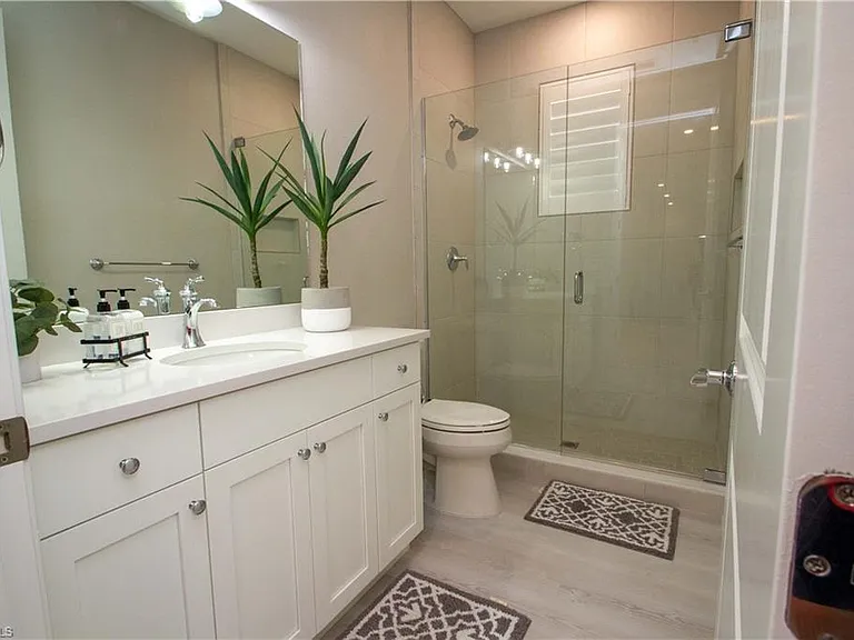 251 Indies Dr E #202 — Photo 23