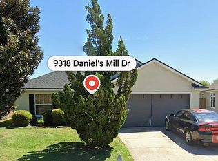 9318 Daniels Mill Dr, Jacksonville, FL 32244