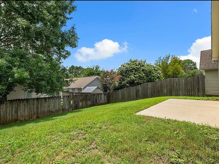 3259 Emerson Ln — Photo 11
