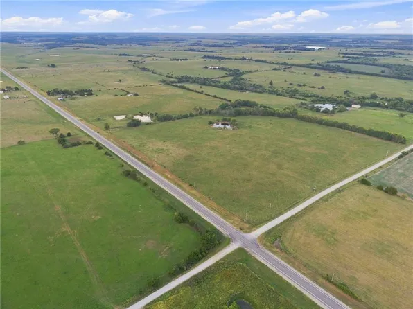 17478 S 59th Hwy, Welda, KS 66091
