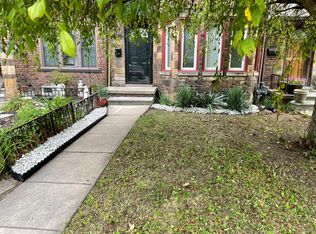 5931 Miller Rd, Dearborn, MI 48126