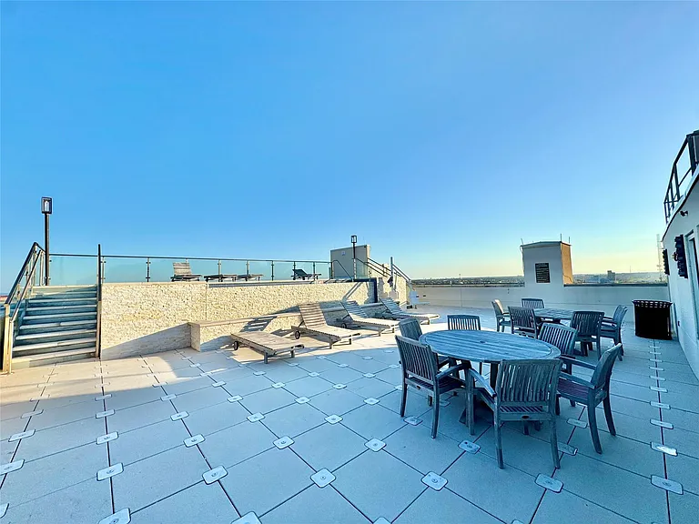 2102 Mechanic St #104 — Photo 22