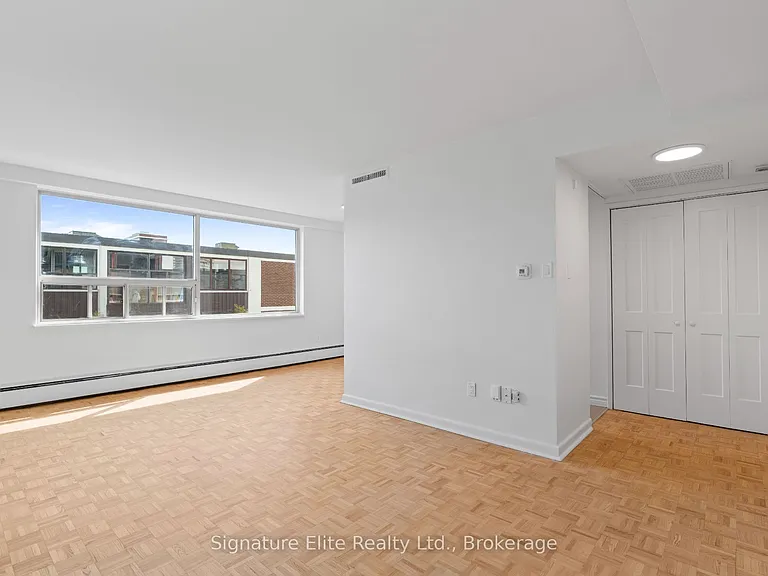250 Saint Clair Ave W #402 — Photo 8
