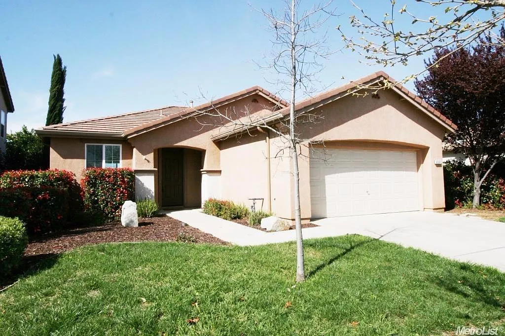 4320 Angelica Way photo 1