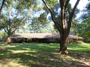 2012 E Starr Ave, Nacogdoches, TX 75961