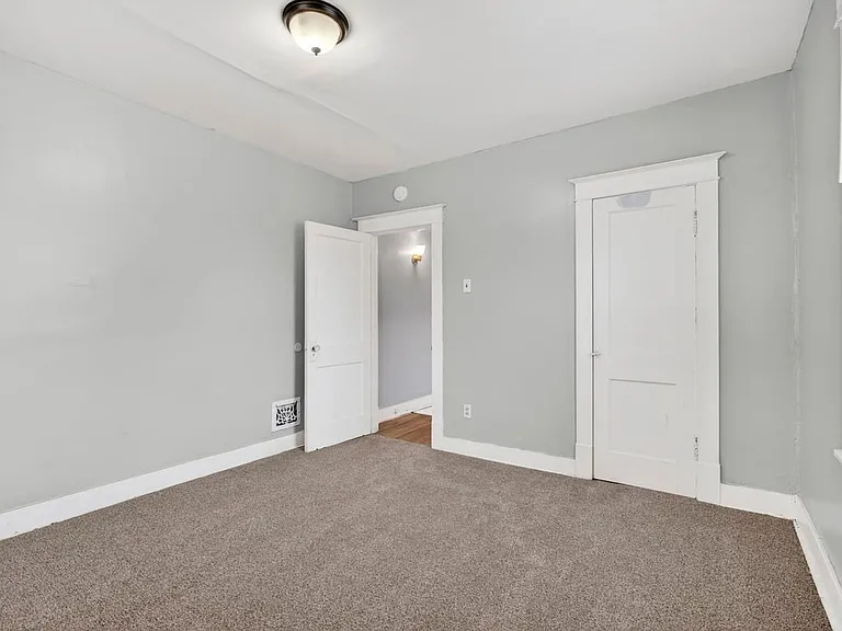6705 Saint Louis Ave — Photo 11