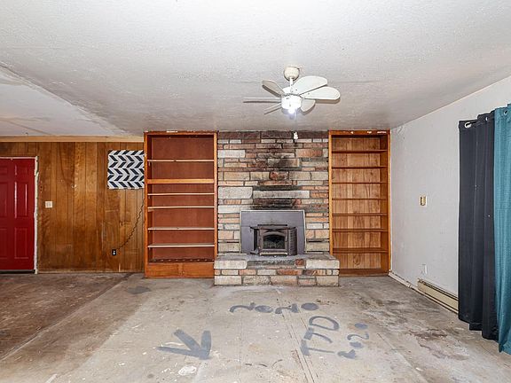 3rd image of 14946 Los Robles Ln