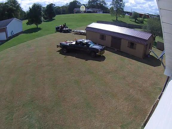 3rd image of 616 Stonewall Ln