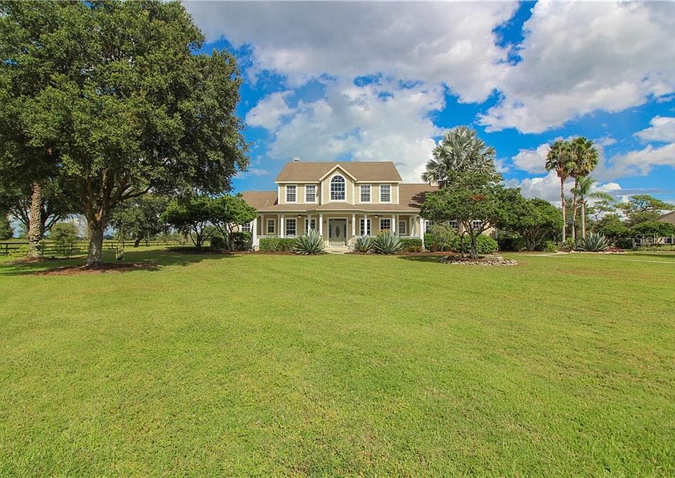 1st image of 17559 Deer Prairie Dr