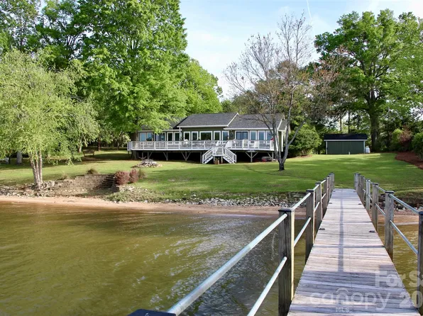 2712 Jutty Point, Liberty Hill, SC 29074