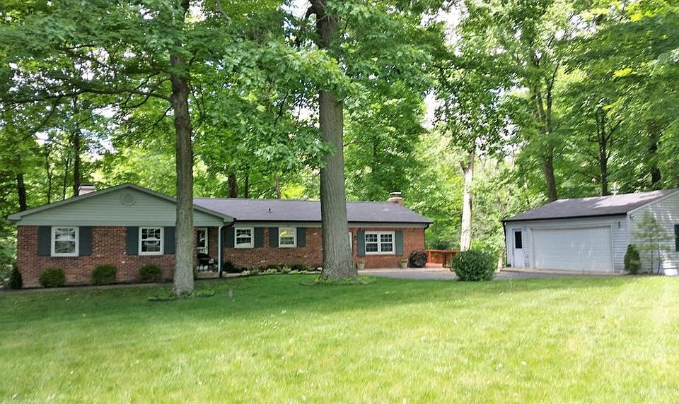 1st image of 801 Eaglewood Dr