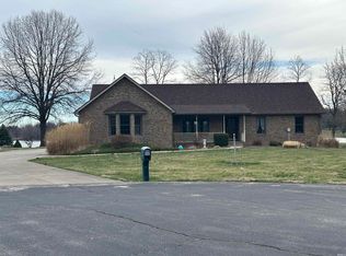 9 Persimmon Ln, Loogootee, IN