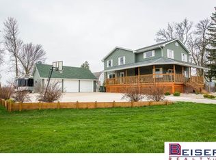 2571 E Shady Ln, Neenah, WI 54956