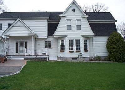 Spacious corner lot
