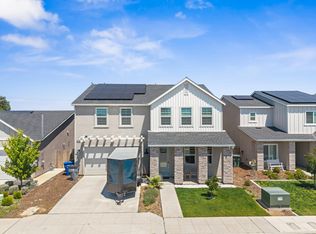 6436 E Ramona Way, Fresno, CA 93727
