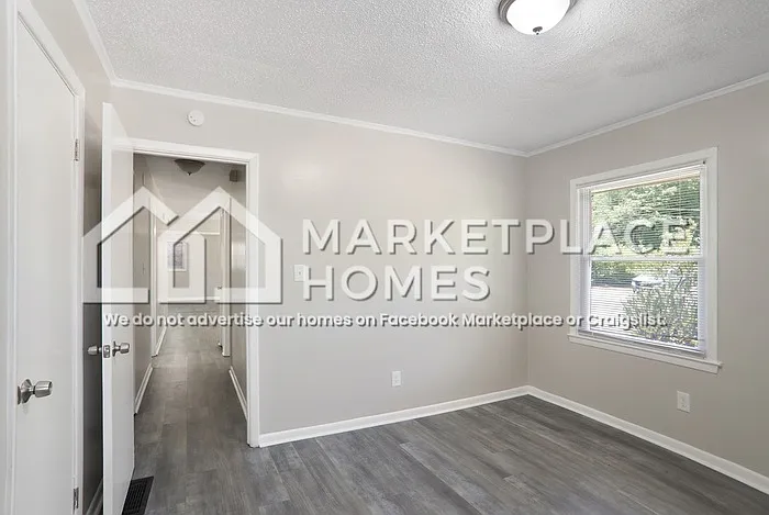 8206 Huntington Dr — Photo 19