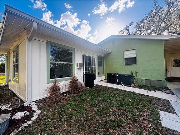 3rd image of 34723 Missionary Rd