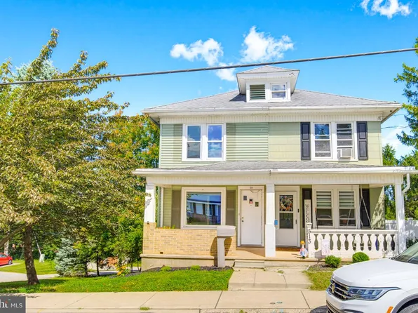 511 E Maple St, Dallastown, PA 17313