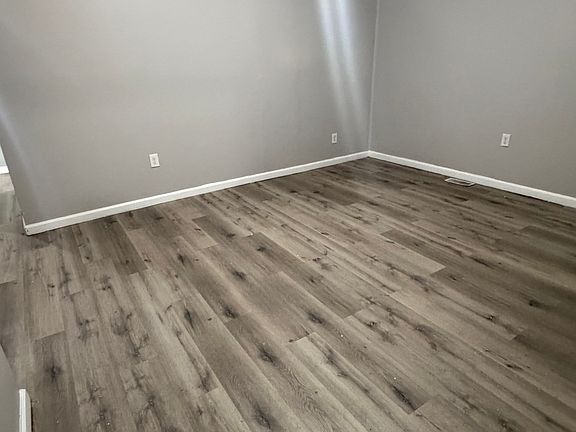 4th image of 352 Broadway #1F
