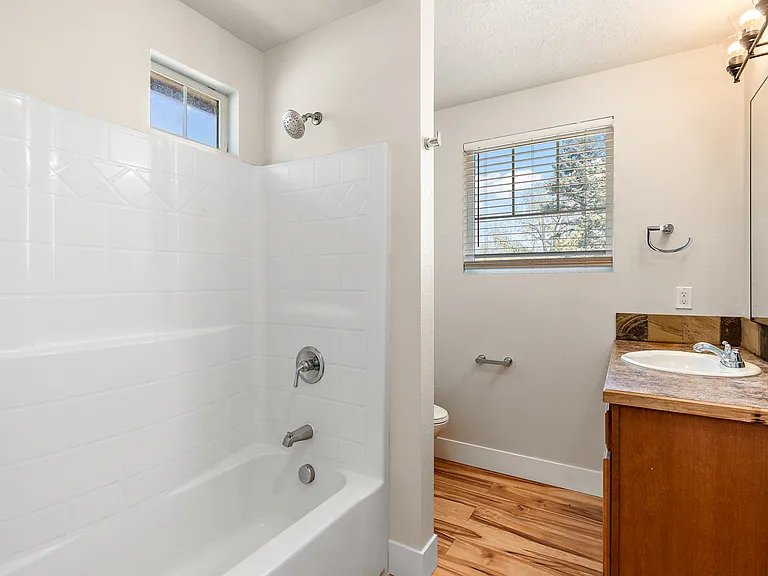 1701 S Robert St — Photo 19