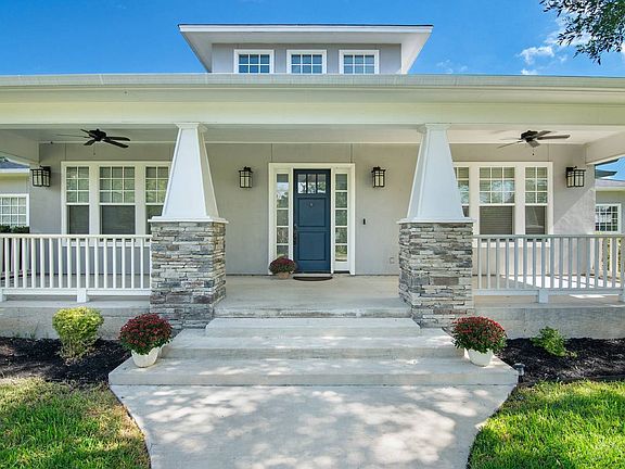 5th image of 127 Honeysuckle Ln