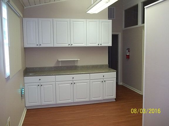 5th image of 115 Forest Hill Ave