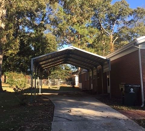 3rd image of 227 Highland Dr