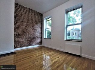 308 E 83rd St APT 3E, New York, NY 10028
