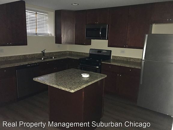 2nd image of 410 School St APT Ba