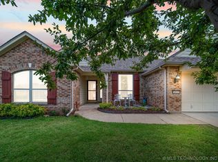 4805 E Commercial St, Broken Arrow, OK 74014