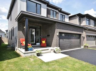 109 Ryland St, Ottawa, ON K2J6R1